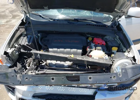 2020 Jeep Renegade Latitude Fwd из США, поврежденный, VIN ZACNJABB8LPL63973